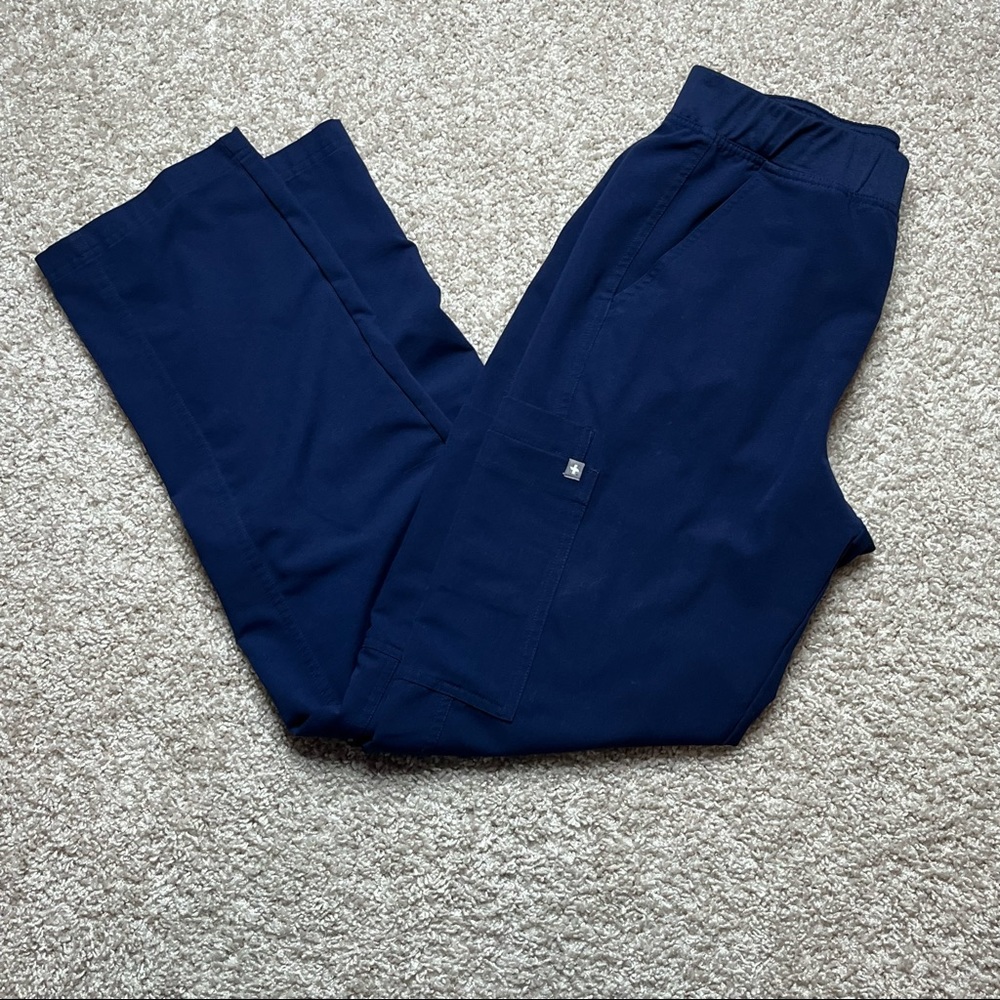 FIGS Men’s Axim™ Cargo Scrub Pants